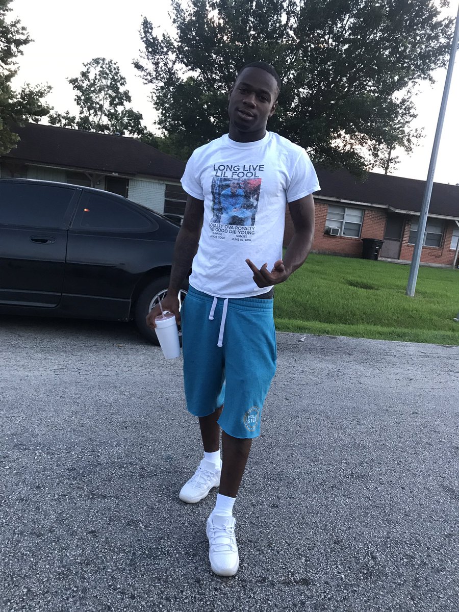 ballyhomie_'s tweet photo. #longlivelilfool ๐๐พ#longlivecashout ๐ https://t.co/J2D9vrZbKU