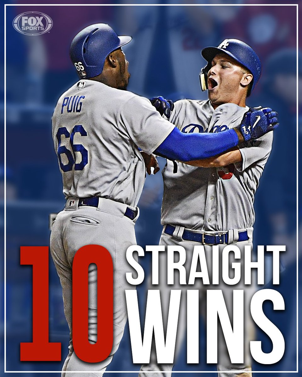 FOX Sports: MLB tweet media