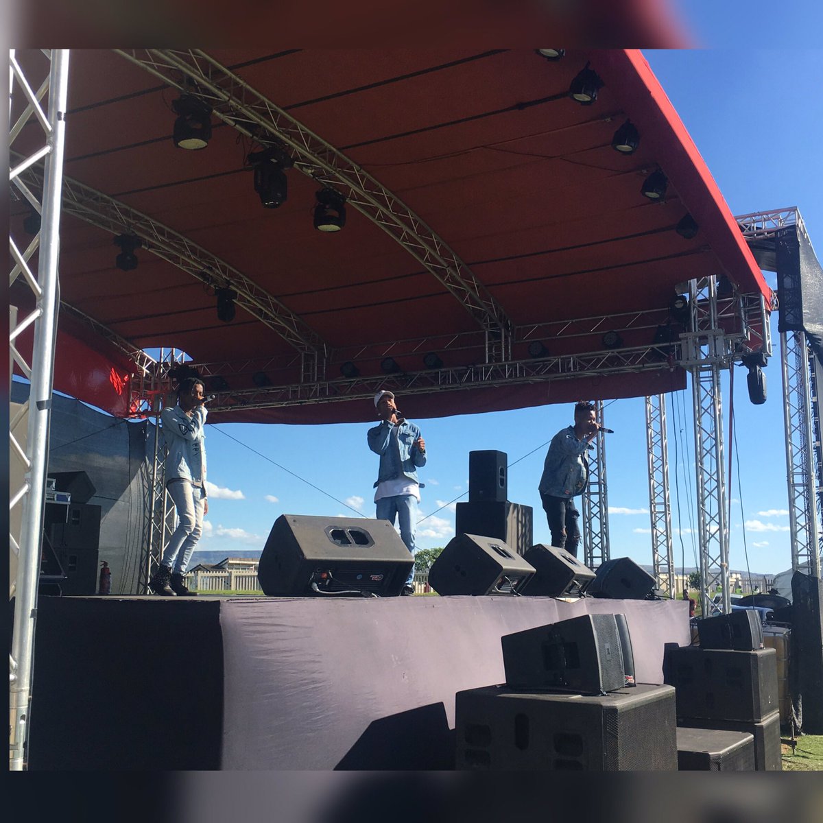 ShabbaGang_SA's tweet photo. Good morning beautiful pple ... Do follow the team @LennFrisco @Saptic_SA @Flux_SA @Da_CxxlAfrican @limericktrillz #ShabbaGang #HelloIsOut https://t.co/4YHZG7Dusr