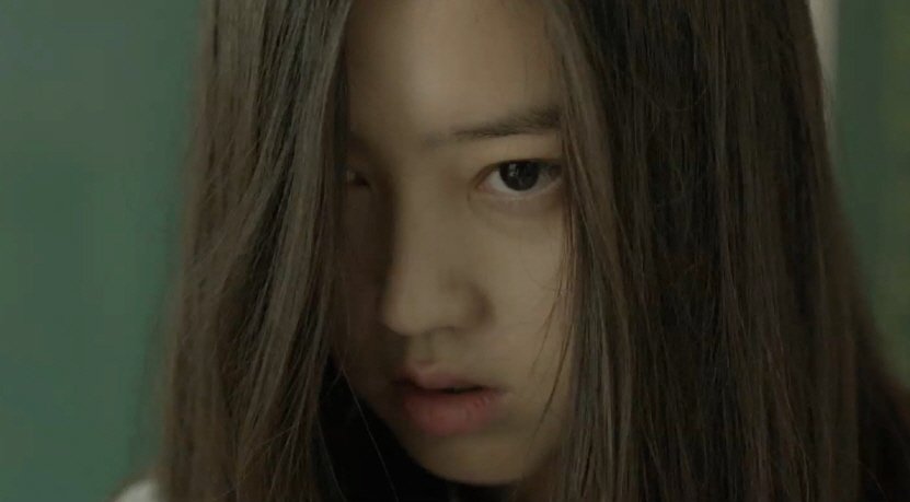 #최리, 제21회 #부천국제판타스틱영화제 부천이 뽑은 판타스틱한 단편영화 '#전학생'의 주연 최리가 20일 오후 5시 GV에 함께 합니다. 여름엔 역시...