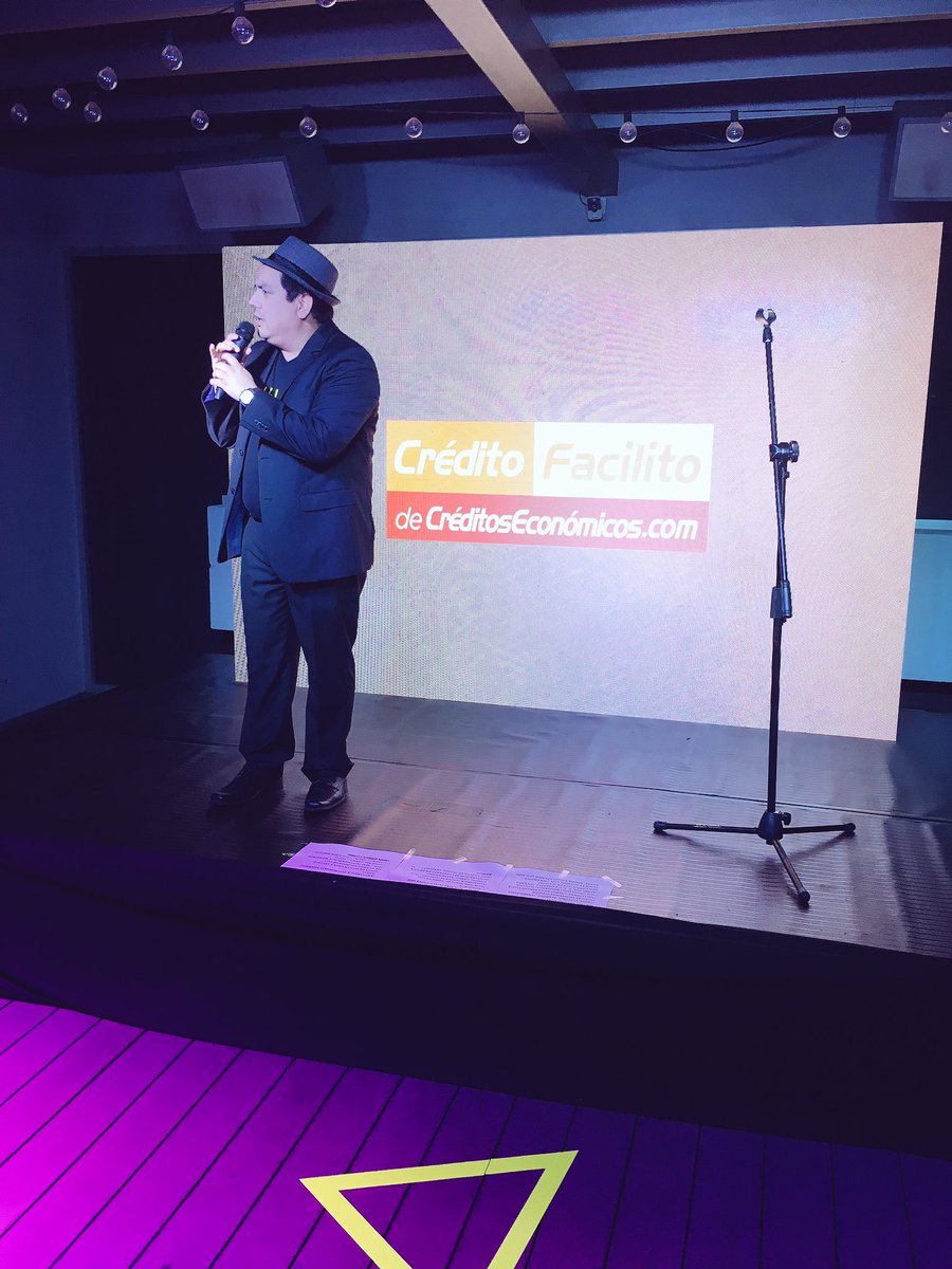 crecos_ec's tweet photo. Nuestro amigo @GinoFreireB con su stand up en #ILoveMillennials #CreditoFacilito 😂😂😂😂 https://t.co/CBXxMFqpJx