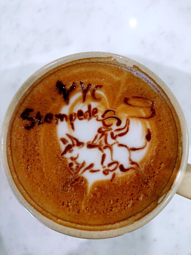 GoodEarthCH's tweet photo. #yahoo ! #yyc #CalgaryStampede https://t.co/GPtIbcspYO