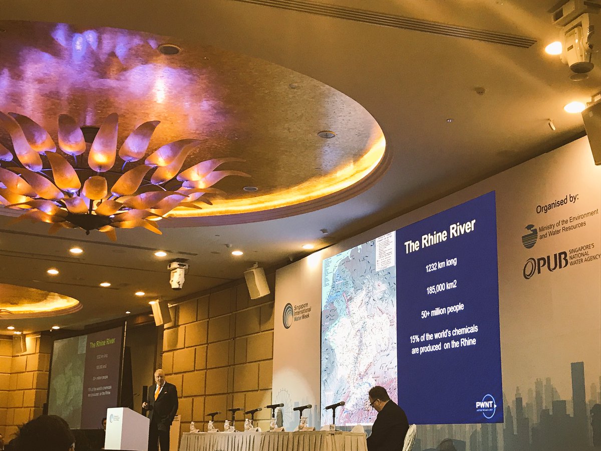 Frodo1977's tweet photo. Jonathan Clement presents Rhine River case - linked to @PWNTechnologies governance model: leadership, science &amp;innovation #siwwspotlight2017 https://t.co/rxjavGnuTw