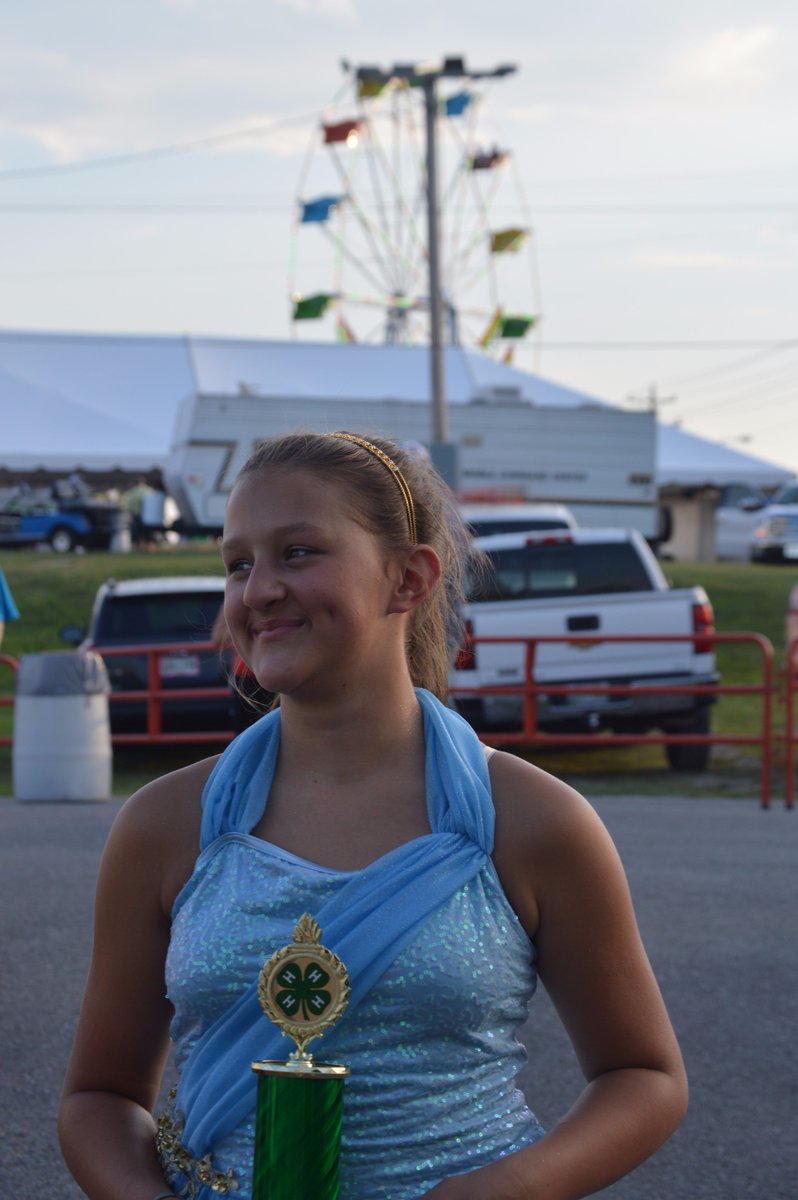 knoxroadtripper's tweet photo. Proud of my daughter. She took home a third place trophy at tonight's #4H Talent Show at the #AndersonCountyFair . https://t.co/f3if3SlSPh