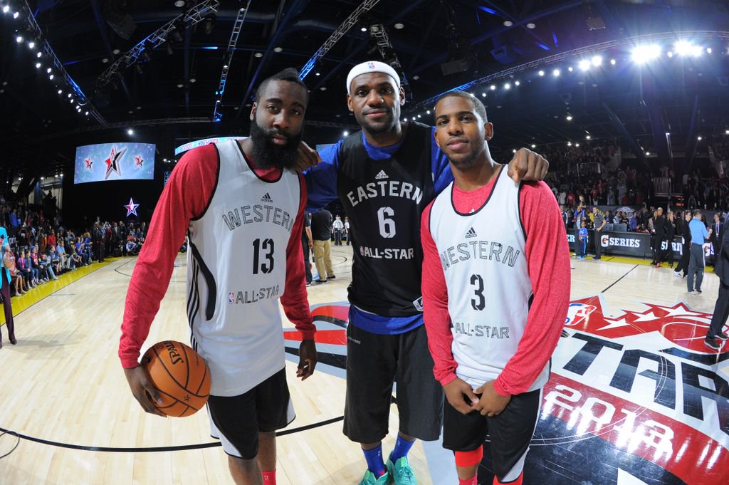 AthleticApp's tweet photo. After rejuvenating Clippers, Paul charts new course with trade to Houston Rockets https://t.co/UoZnMQHoJ0 https://t.co/mtku7AI2ES