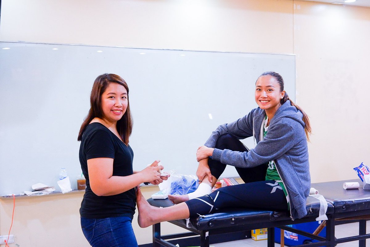 <a href="/botr2017/">Battle Of The Rivals</a> DLSU DUGOUT 1/3
#REBISCOxBOTR