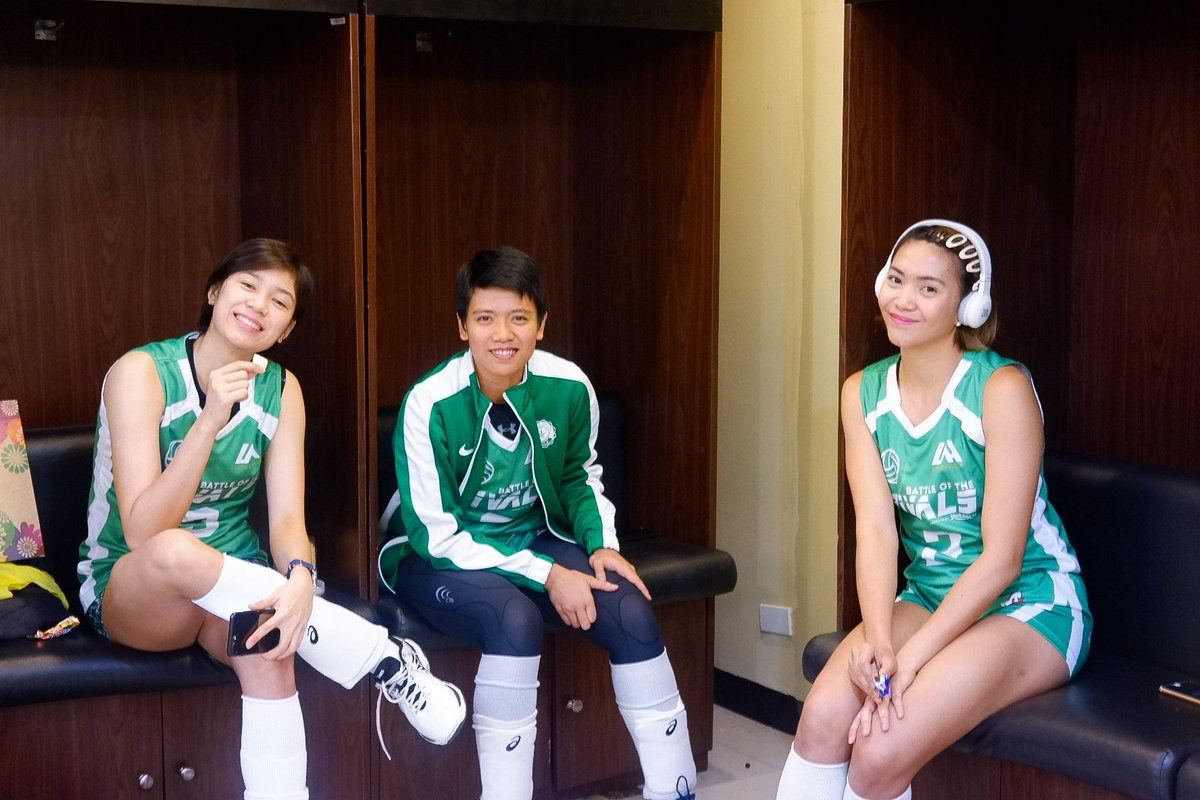 GOHINGMELISSA's tweet photo. @botr2017 DLSU DUGOUT 2/3
@theadidit 
@Abymarano 
@mikareyesss 
@kimfajardo9 
@chiechiesaet 
#REBISCOxBOTR https://t.co/56bJWE7Rhk