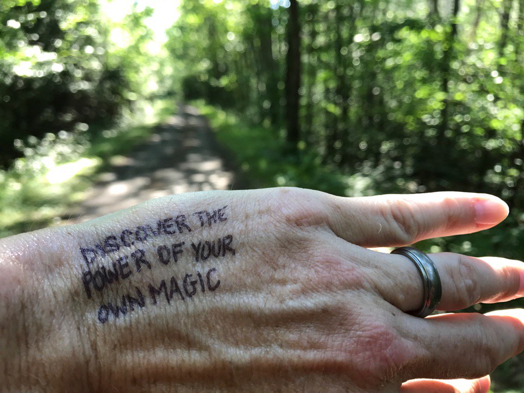 SunriseJourneys's tweet photo. Today's Centering Thought--
#Discover The
#Power Of Your
Own #Magic.
#TCT #mindful #decodethesigns #ExpandandExplore https://t.co/nylLhqchOw
