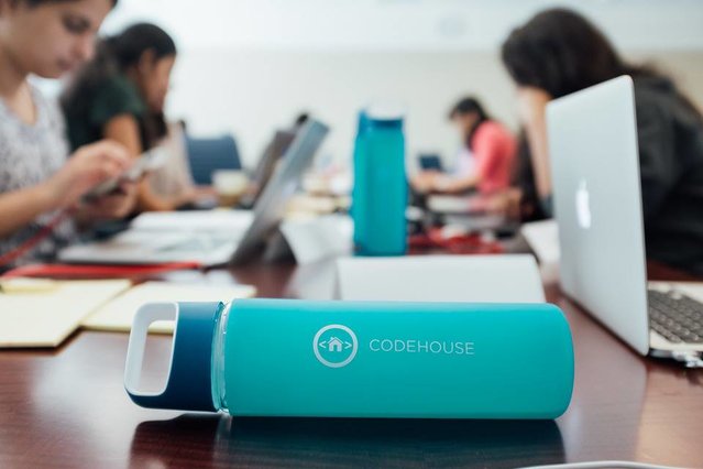 erikhinderer's tweet image. We're excited for #VMwareCodeHouse to begin tomorrow! Be sure to check back in this week to see what the... bit.ly/2uBcncV