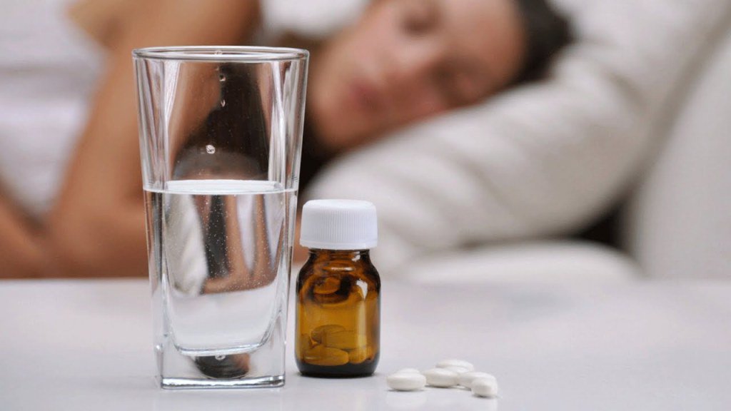 Усыпительные таблетки для человека. Препараты для усыпления собак. Капли для сосудов головного. Вещество которое усыпляет. Вещество которое усыпляет.