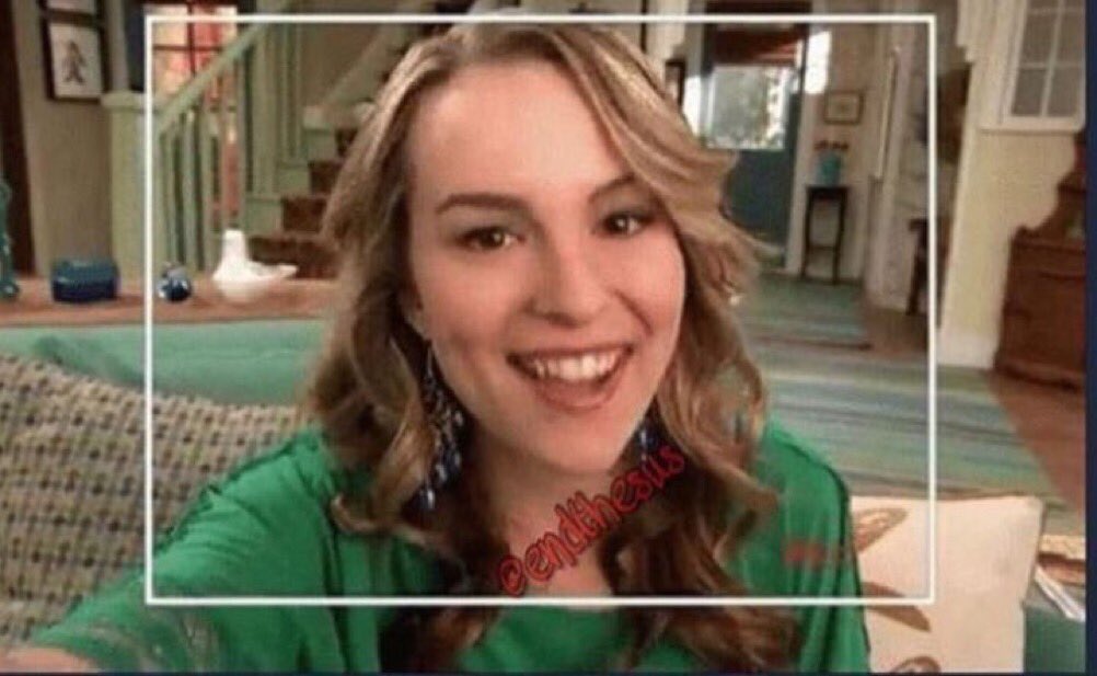 NOTSEAWAY's tweet image. and if you see a boy with old school vans, long hair, a nose piercing and a good music taste, well, good luck charlie