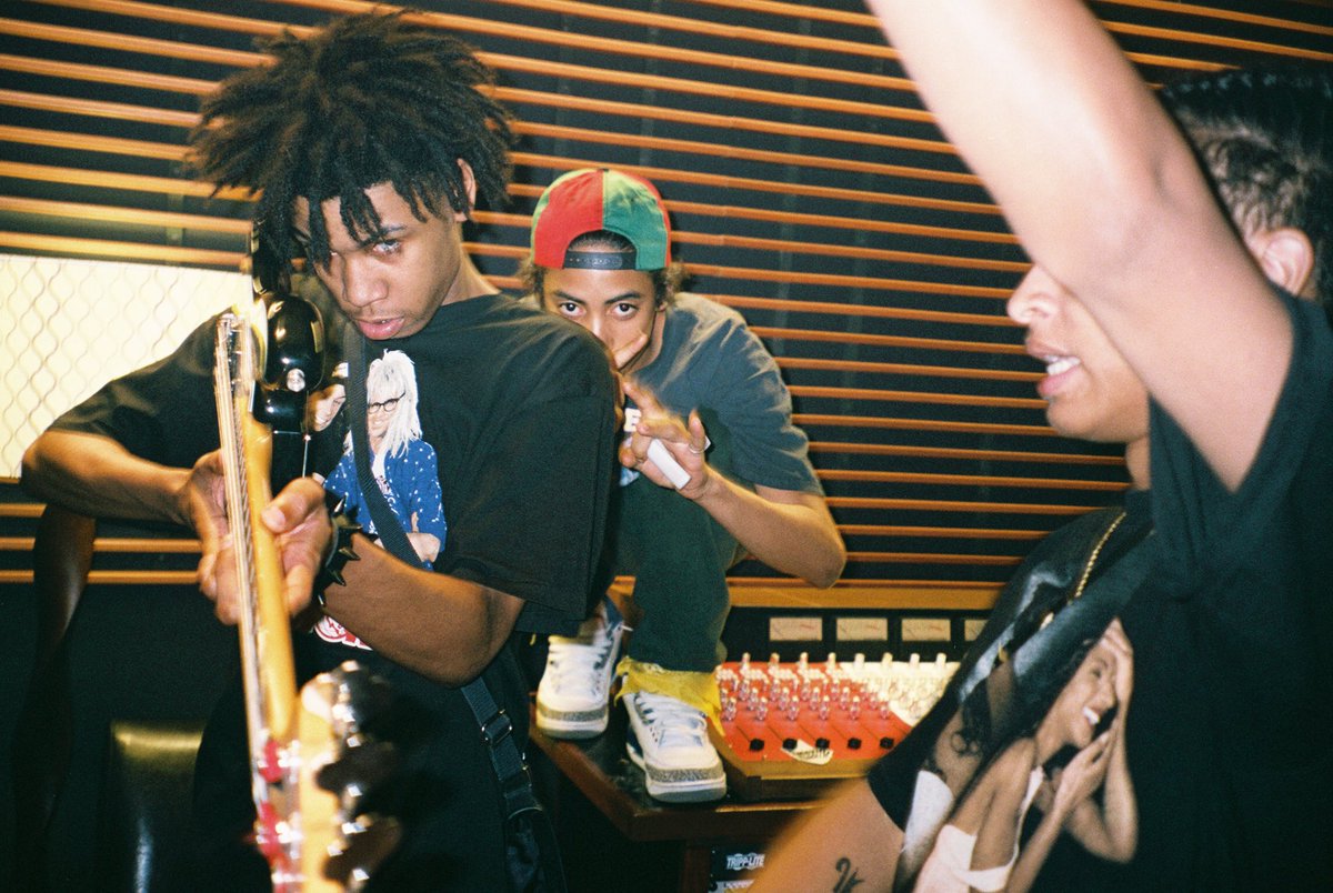 new

paint

&amp;

icy

soon