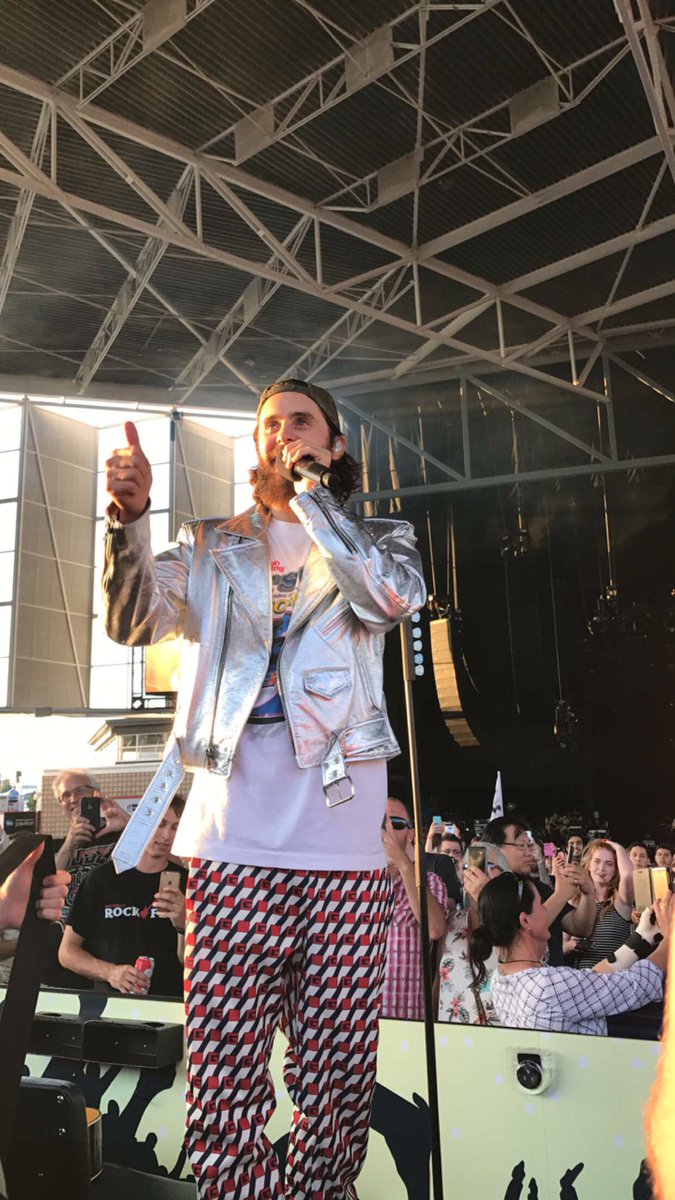 30SECONDSTOMARS's tweet photo. See more highlights from tonight's show in TORONTO + on the road.

IG 📷 30SECONDSTOMARS
Snap 👻 MarsOfficial https://t.co/hFPbY2tNL9