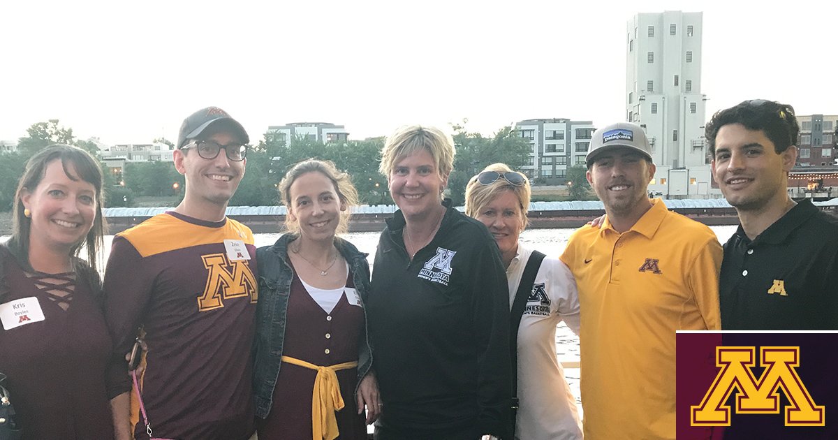 GopherSports's tweet photo. Thanks to the next generation of #Gophers fans for spending a golden evening on the Mississippi River! #SkiUMah #OnlyinMN https://t.co/iQgOacV1Y1
