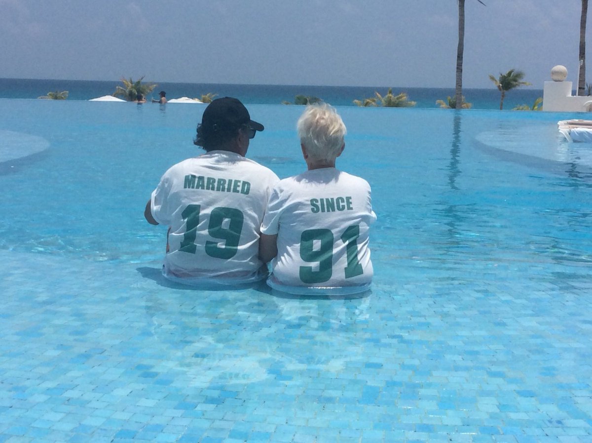 Alex_GroomSocks's tweet photo. Newlywed Couples T-Shirts, Anniversary Gift, Wedding Gift, ‘MARRI… https://t.co/yHKLnSZTuX #Etsy #CouplesMatchingTee https://t.co/mleEFqHcSL