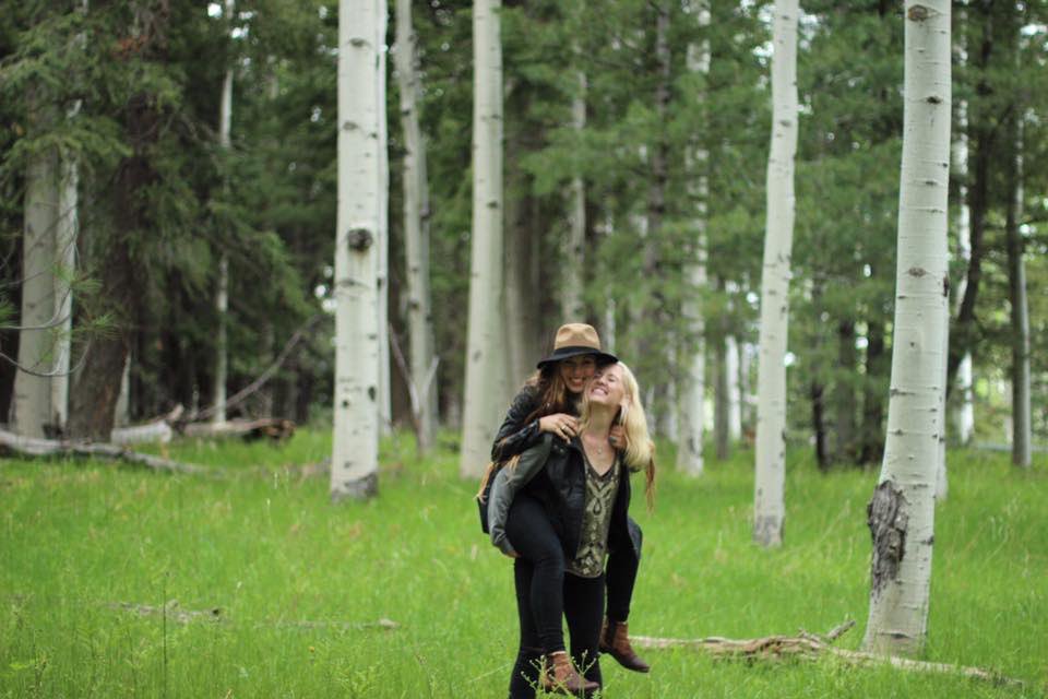 tayyyschroeder's tweet photo. Happy 21st to my beautiful best friend🍻💋 we've literally grown up together and now we're getting to explore the world together 👯 i love you! https://t.co/cmrM6bjVUu