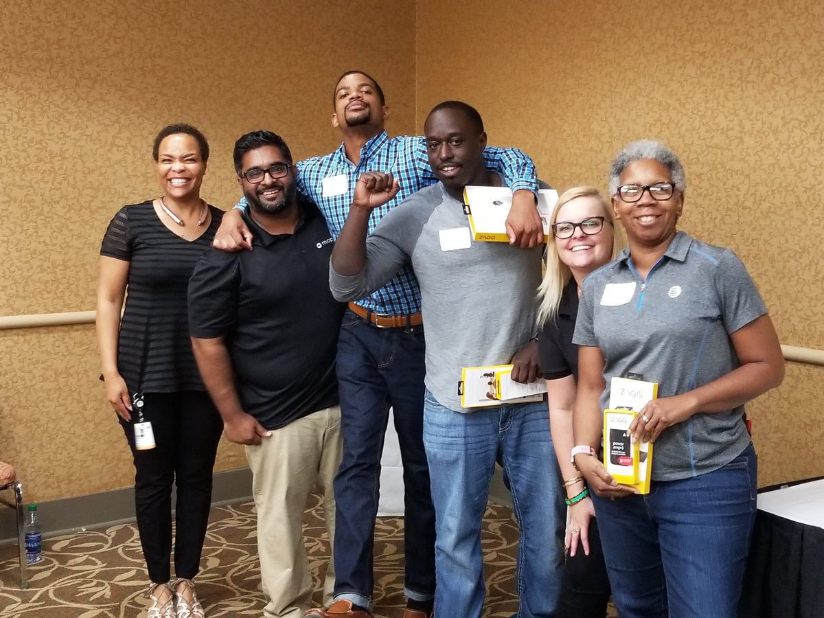 Attaccesryaccelrator tweet media