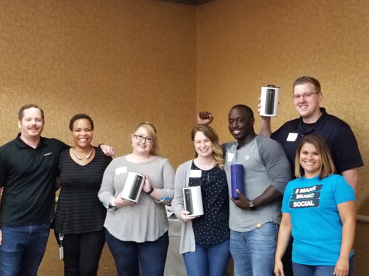 Attaccesryaccelrator tweet media