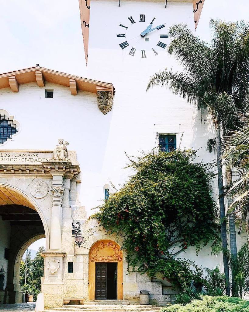 SantaBarbara tweet picture