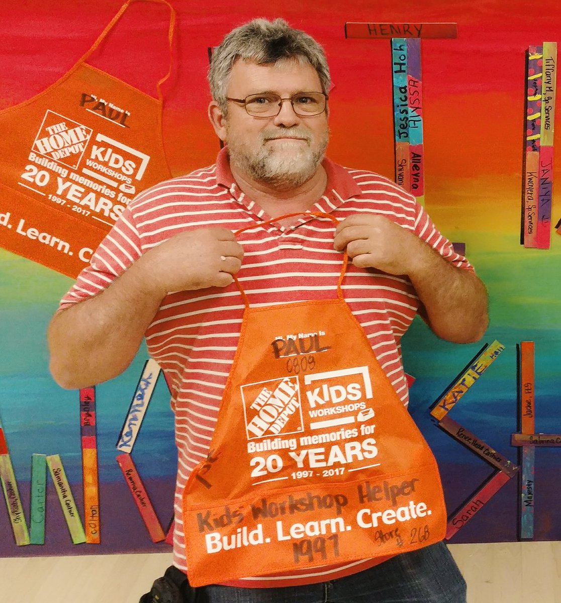 CSScott614's tweet photo. HD0808's Paul helped at Home Depot's first Kids' Workshop in 1997! This great program grows each year led by caring associates like him! https://t.co/5fNndgPRMz