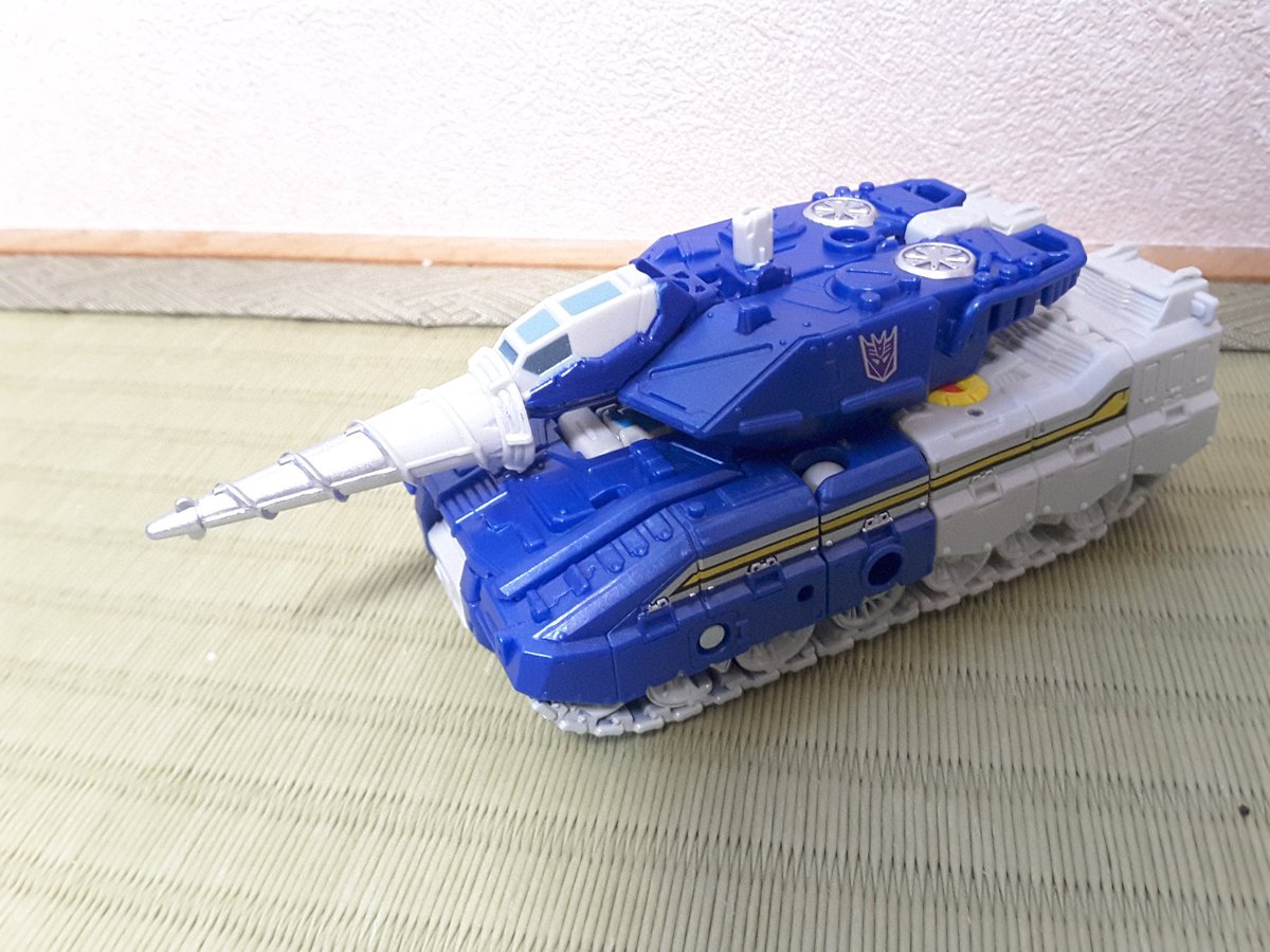 Tf Tf トランスフォーマー大好き Pa Twitter ドリルホーン パッケージ写真ではドリフトが砲塔にきれいに収まってるけど 実際はできませんね 何か方法あるのかなと検索してみましたが 日本ではライオカイザーを写真レビューしてるサイトがあまりないようでした