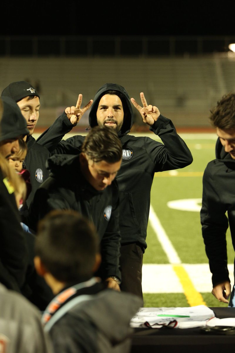 ocfcsoccer's tweet photo. Hey Sandro, how many days until we face @FCArizonaSoccer in the West Region Semifinals?  ✌🏻+✌🏻=4️⃣ https://t.co/KSzrQbdKsF