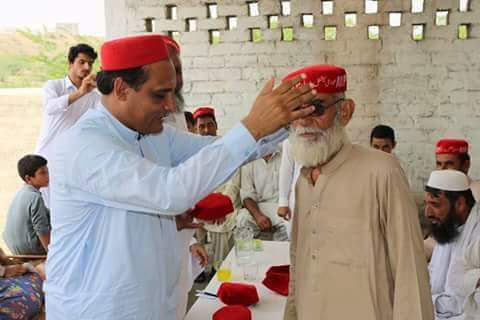 TalhaMomand's tweet photo. نثار مہمند تحصیل یک غنڈ میچنئ برج کلے میں شمولیتی تقریب سےخطاب @Palwasha_Abbas @Khadimhussain4 @a_siab @BushraGohar @aimalwali @jafarshahmp https://t.co/5zoGZNe9jR