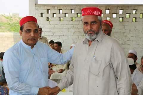 TalhaMomand's tweet photo. نثار مہمند تحصیل یک غنڈ میچنئ برج کلے میں شمولیتی تقریب سےخطاب @Palwasha_Abbas @Khadimhussain4 @a_siab @BushraGohar @aimalwali @jafarshahmp https://t.co/5zoGZNe9jR