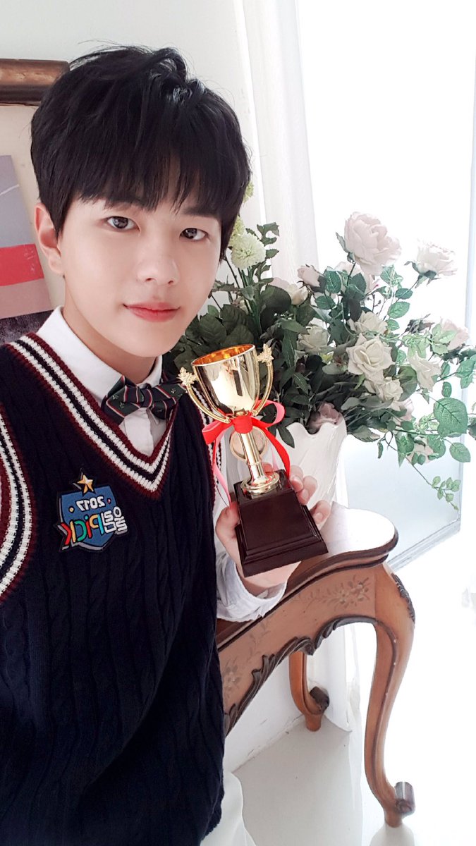 choibomin_com's tweet photo. 우리 뽐뽐이 덕분에 매 주가 행복했어. 너무 고맙구 우리 곧 보자! 사랑해💙

#골든차일드 #Golden_Child #최보민 #보민

🔗 https://t.co/f2S3jikSv0 https://t.co/OBhOjXBUaJ