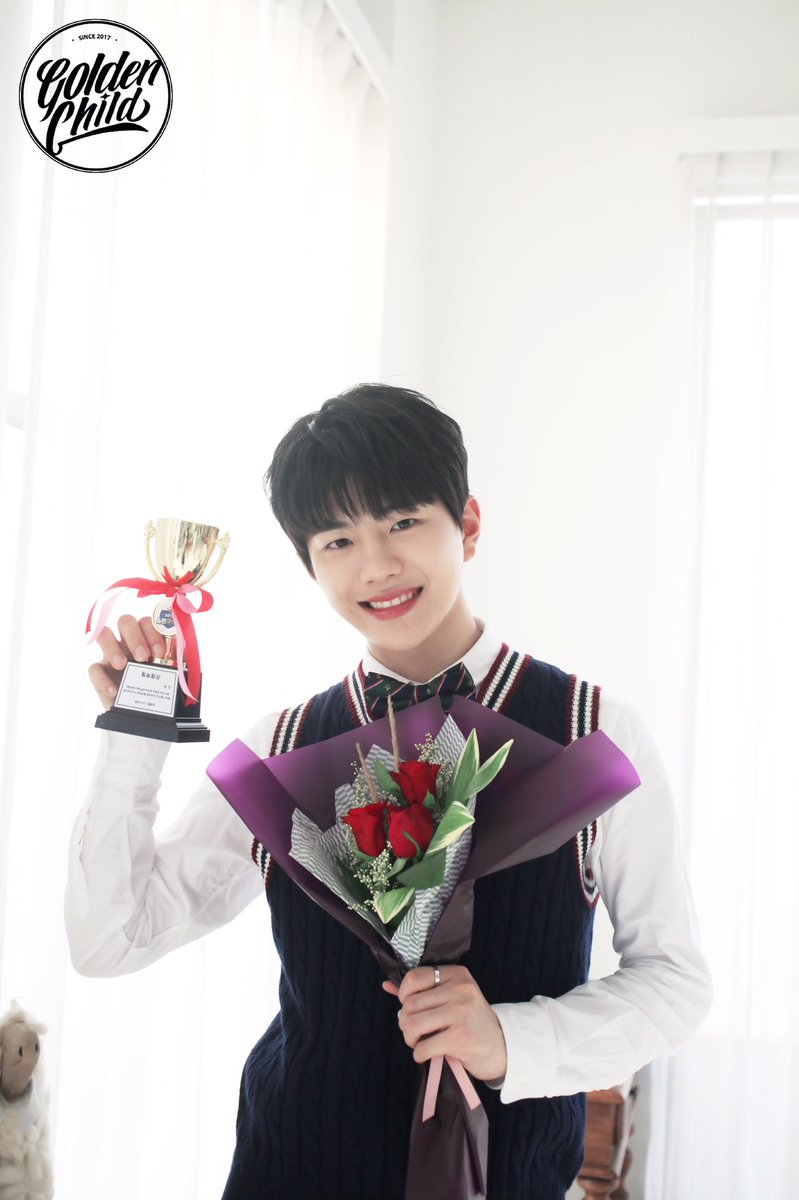 choibomin_com's tweet photo. 우리 뽐뽐이 덕분에 매 주가 행복했어. 너무 고맙구 우리 곧 보자! 사랑해💙

#골든차일드 #Golden_Child #최보민 #보민

🔗 https://t.co/f2S3jikSv0 https://t.co/OBhOjXBUaJ