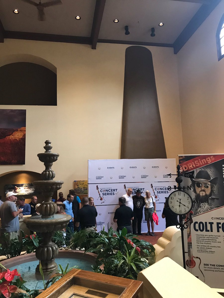 reinhartshell's tweet photo. Colt Ford rocked the Los Abrigados ballroom tonight in Sedona!!! #DRISings #OneTeamAz @diamondresorts #EventsOfALifetime https://t.co/yIJTTBcgPP