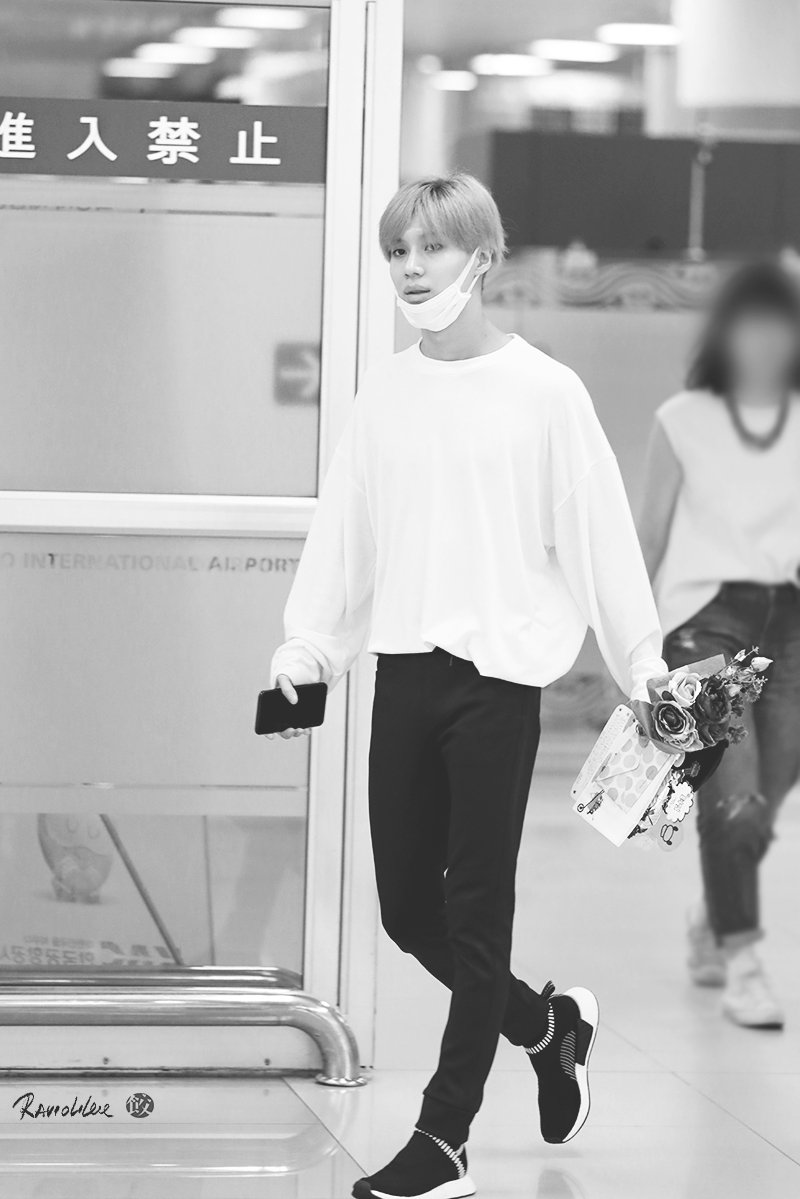 【Artbook】#taemin #태민 #泰民  170718 Gimpo✈🐣