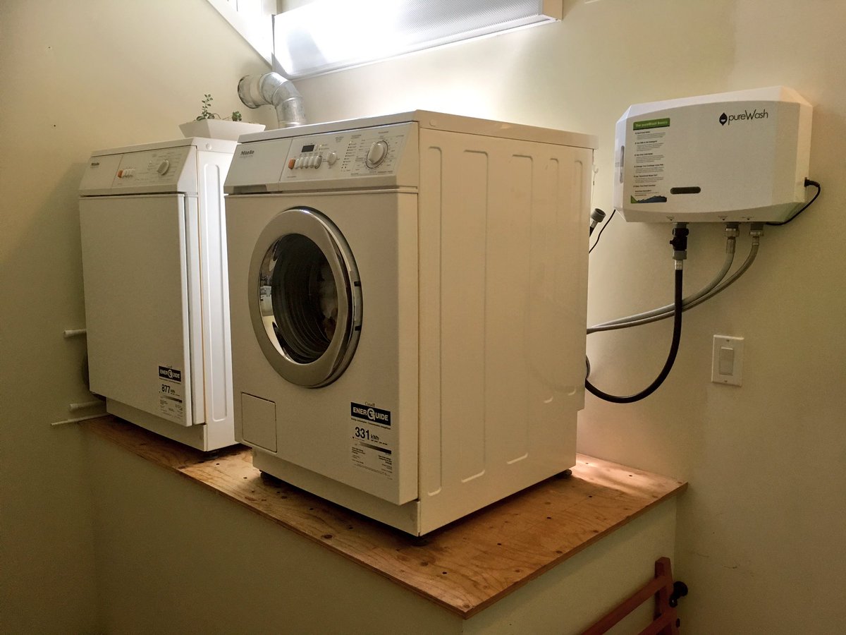 LEITCanada's tweet photo. This customer has been using #pureWashPRO for over a year and only spot treats stains #coldwaterclean #cleantech find out more at leit.ca https://t.co/tcd7nWYpJf