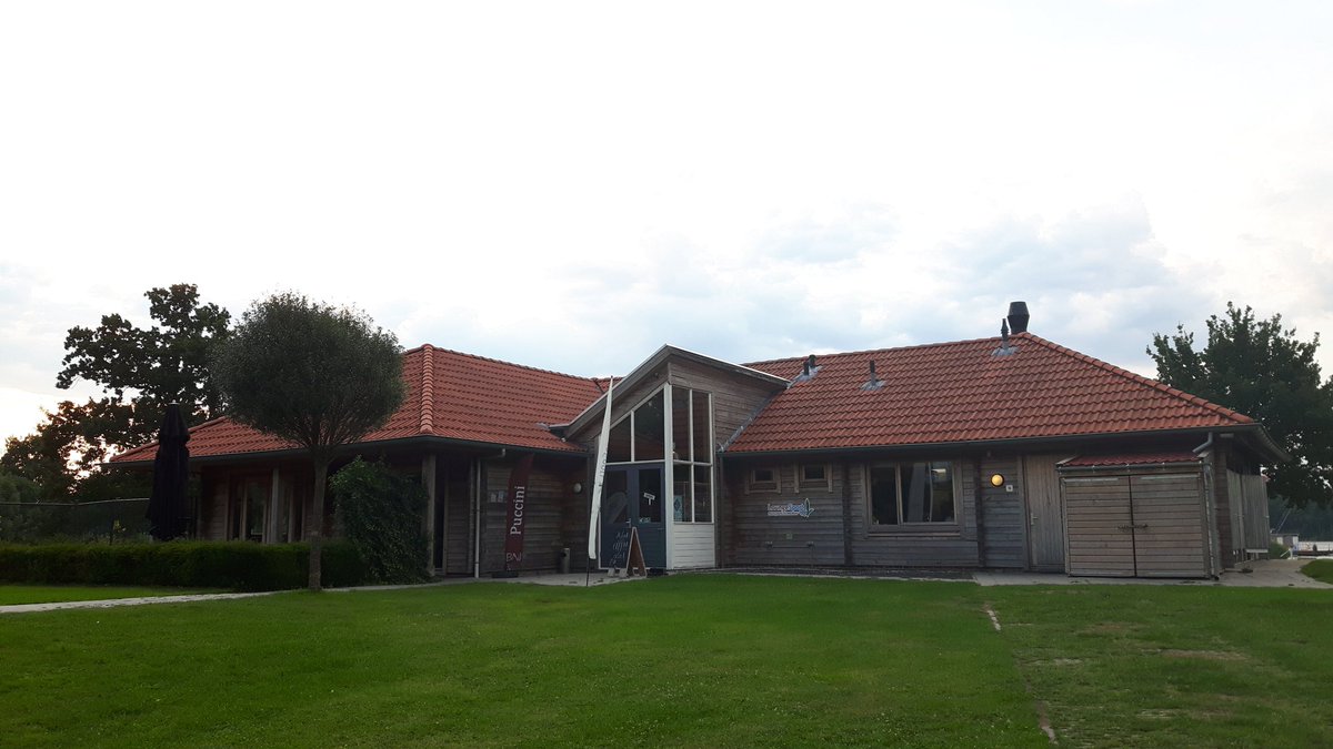 Wij zijn er weer. Ook vanochtend gaan we weer zaken doen tijdens ons netwerkontbijt <a href="/Zeumeren/">Paviljoen Zeumeren</a>