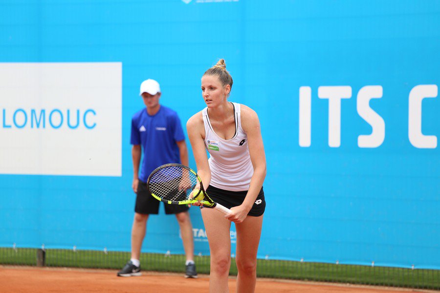 PliskovaSisters's tweet photo. #ITSCup Kristyna Pliskova def. Sabrina Santamaria by 7-6, 6-1! Next opponent: Karolína Muchova, pojd! #TeamKris 🎾 https://t.co/eP37y2YMcg