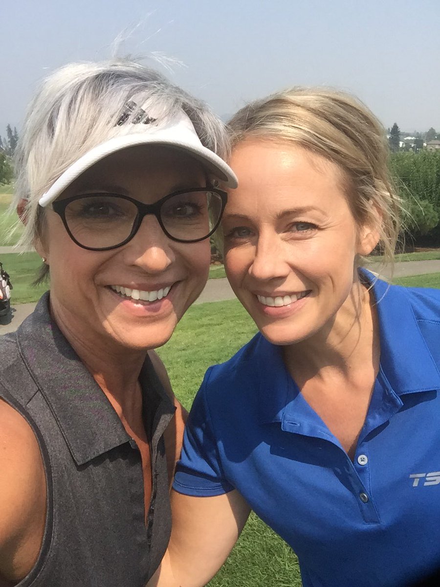 lomac17's tweet photo. When I grow up I want to be just like @tvnatasha! Thanks for the photo op Natasha! ✨💯✨ #themoj'sshootout #michaelcuccionefoundation https://t.co/cWFvcfwakO