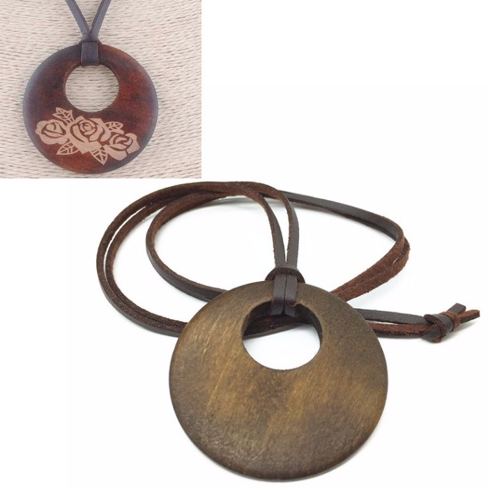 HappyDance1188's tweet photo. Leather &amp; Wood Pendant Necklace. https://t.co/OfvGEiJ57R #tophatter #happydance #jewelry #necklace #necklaces #pendant #pendants https://t.co/Qt6m0mQPf9