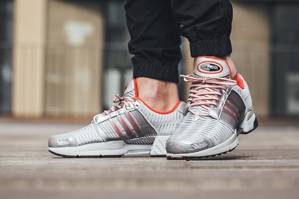 brandshopru's tweet photo. Кроссовки #adidasOriginals x #CocaCola #ClimaCool1 Silver Metallic/Red/Core Black.
https://t.co/ms77v180Ni https://t.co/wPZvcvk2jU
