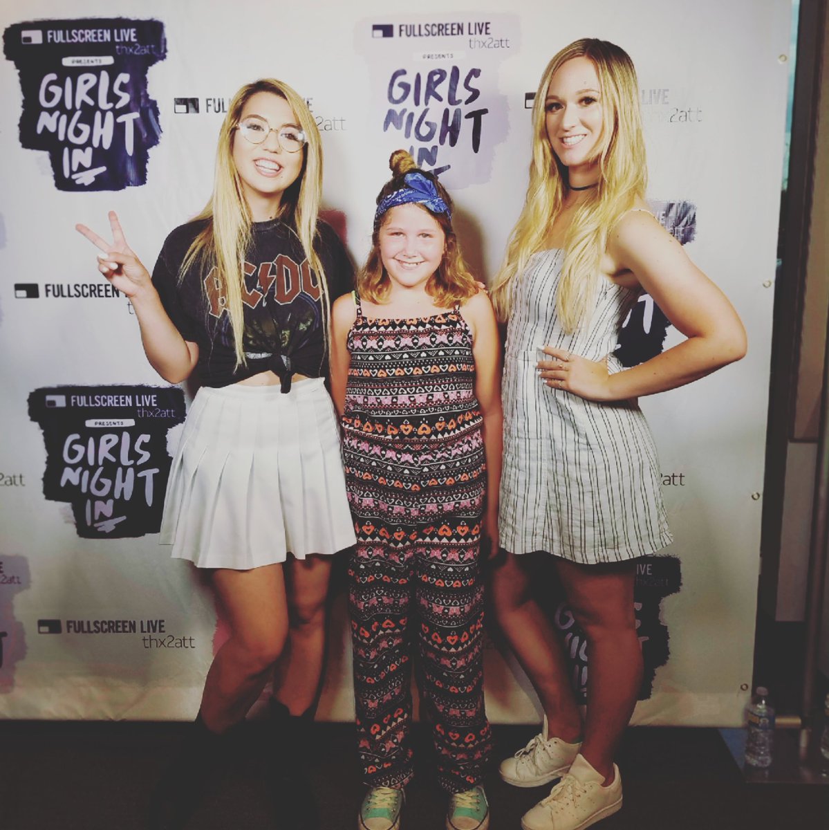 hilloritheboss2's tweet photo. @MamaMiaMakeup @ALISHAMARIE thus was so fun!!!! https://t.co/0gfhAsqs4C