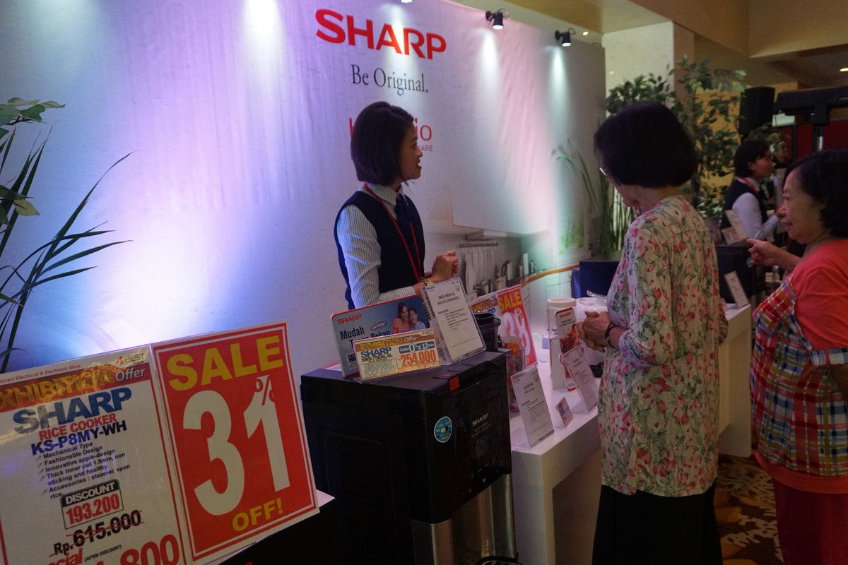 ria_andikaa's tweet image. Selain bnyk prduk @sharpindonesia yg diskon, Sharp jg punya great service, nanya apa aja dijawab dgn ramah
👍 #sharpcookingclub #SharpHealsio