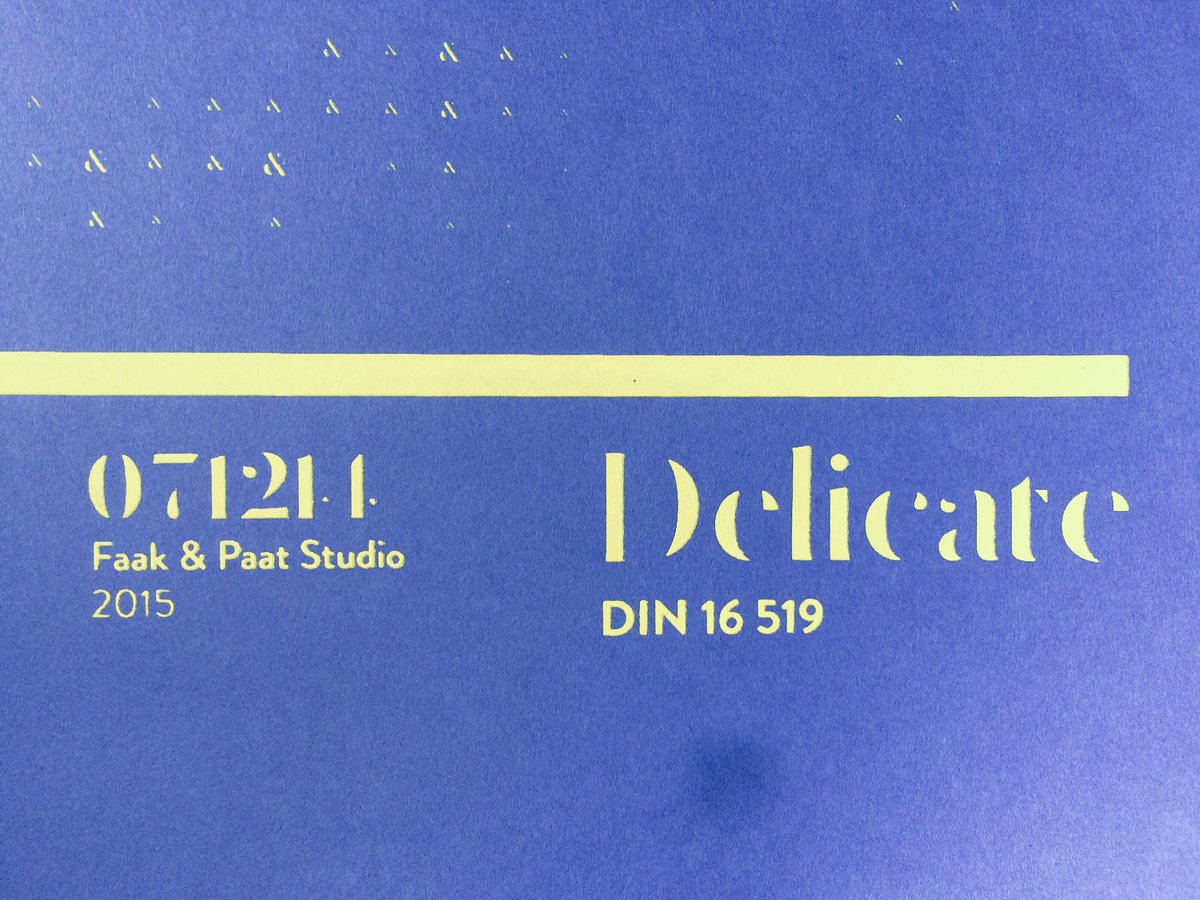JeanneCld's tweet photo. Bien reçu les affiches du concours @26type 😎, je ferai bonne usage de #Delicate c'est promis :: https://t.co/aZu1QcP03K