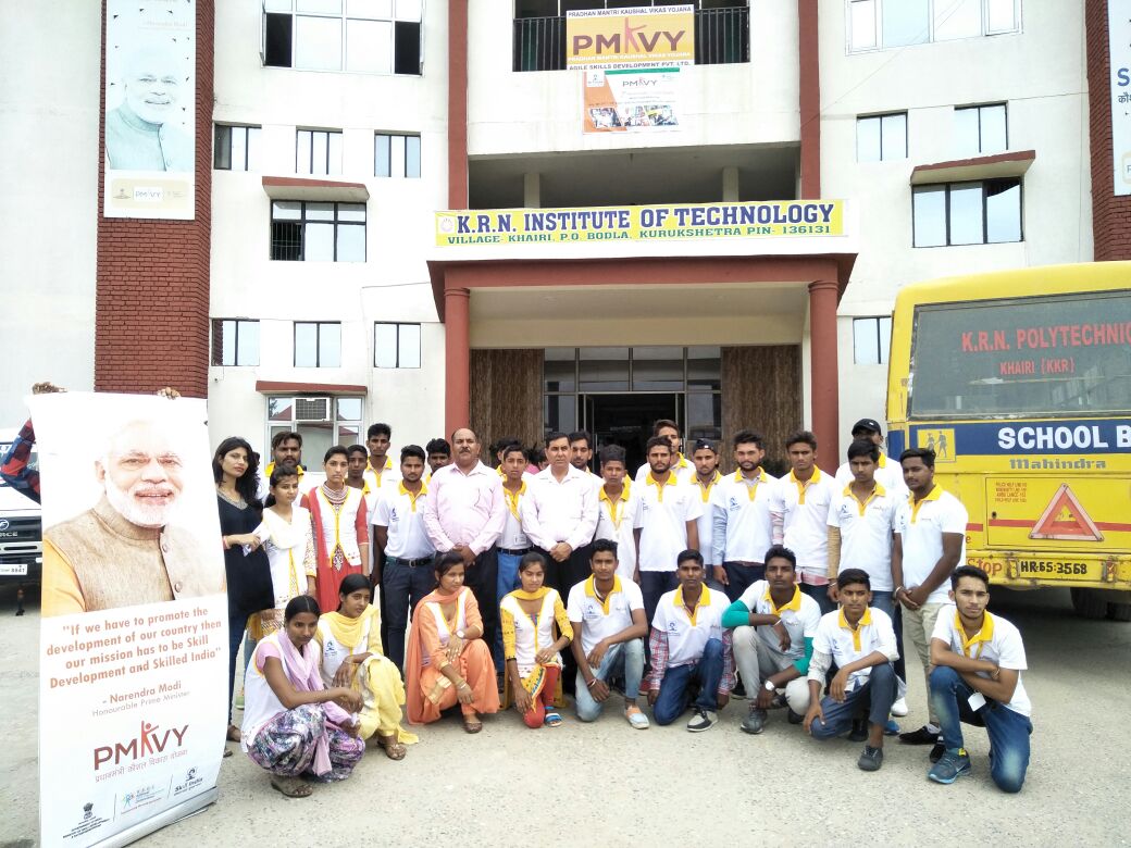 krnkk70's tweet photo. Completed Assessment of Unarmed Security Guard (batch-6th) under @PMKVY2 @MSDESkillIndia @NSDCINDIA @PMOIndia @RajivPratapRudy https://t.co/BQaaUxrpL2