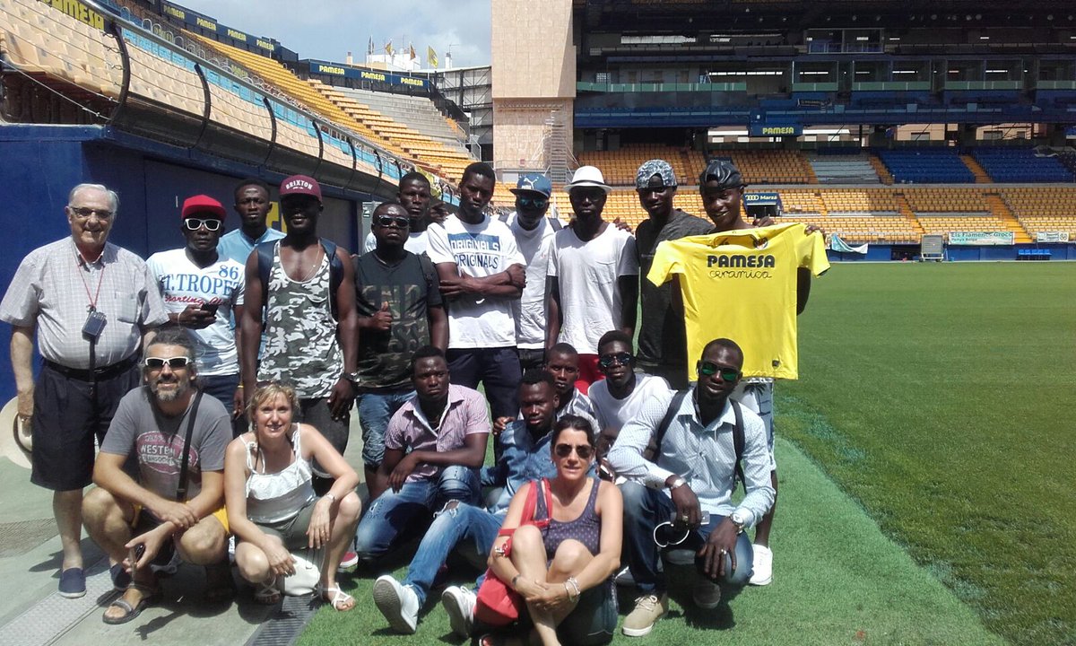 belén lado monserrat tweet media