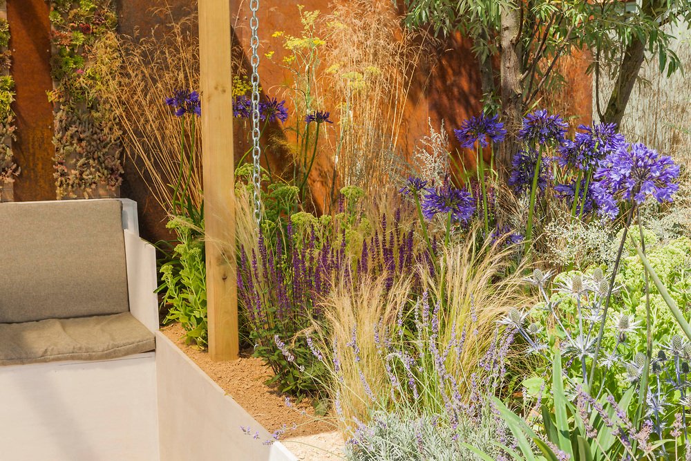 Gold, Best RHS Young Landscape Contractor &amp; Young Planting Designer for <a href="/BenPoulter25/">Ben Poulter</a> &amp; <a href="/Elliotthood5/">Elliott hood</a> at #RHSTatton - huge congratulations!