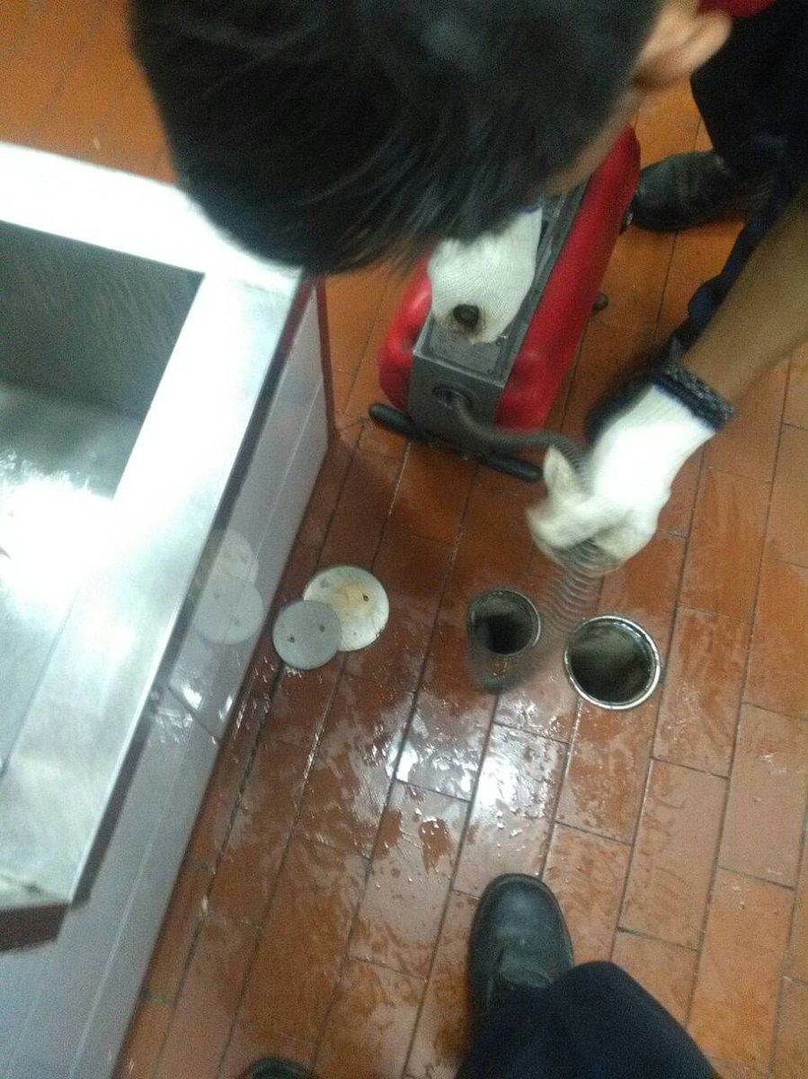 RotoRooterID's tweet image. Siang Rotolovers, Pengerjaan General Cleaning @McDonalds_ID Daan Mogot. SOLUSI SALURAN MAMPET 24 JAM - Tel : (021) 386 7727 #saluran #mampet