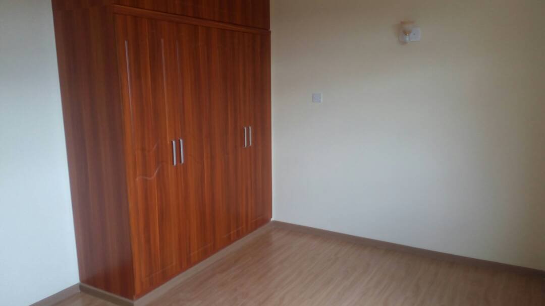 infinity_mg's tweet image. 2 and 3 bdr (with a DSQ) available FOR RENT on Kayahwe road. #fakenewskenya #TeamWorshipWednesday #TheCorruptOparanya #DontSellYourVote