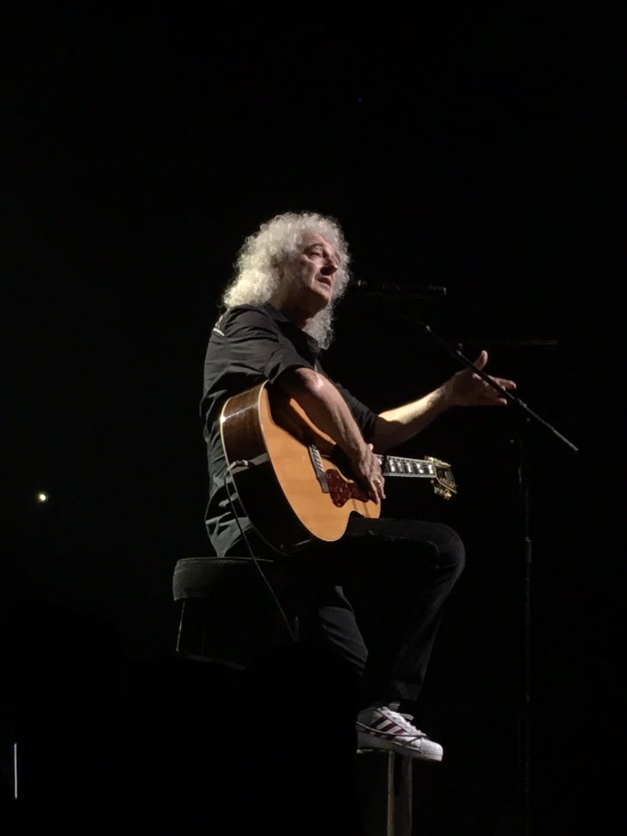 Happy 70th Birthday to Brian May! 