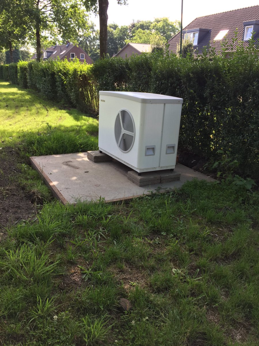 <a href="/StiebelEltronNL/">STIEBEL ELTRON Nederland</a> Lucht-water #warmtepomp voor verwarmen, tapwater en tijdens deze warme dagen ook koeling. #lekkerduurzaam #vangaslos
