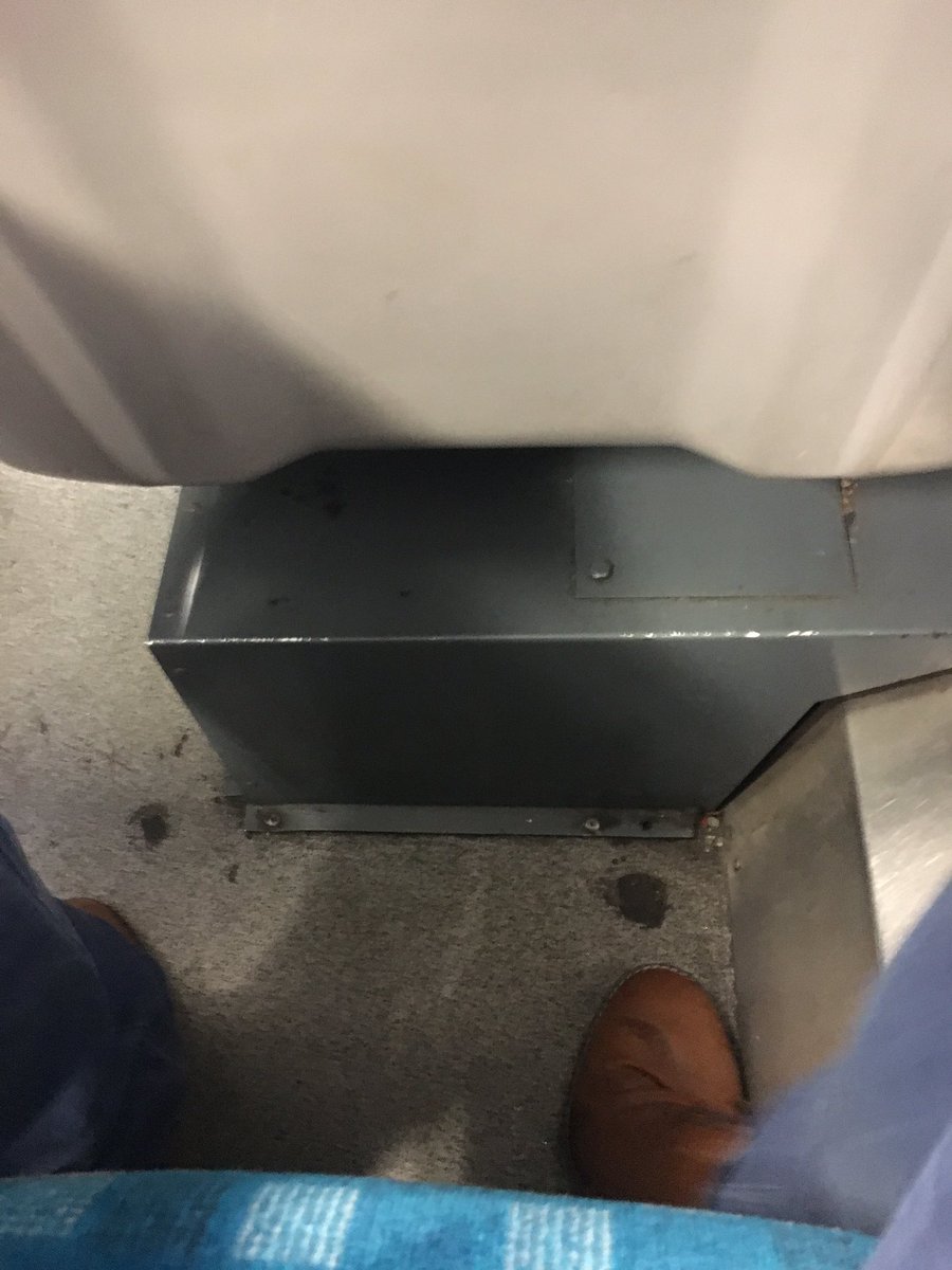 cheekydadblog's tweet image. Why is it, whenever you get a seat on the train. You always end up with this thing in front of you #FirstWorldProblems #TrainIssues