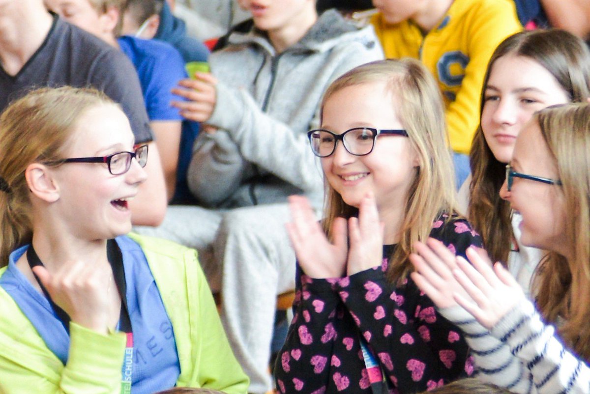 ETTC_Austria's tweet photo. Teaching children English in engaging ways boosts their confidence while providing skills that will benefit them throughout life! #tefl https://t.co/wqO5l0RrUd